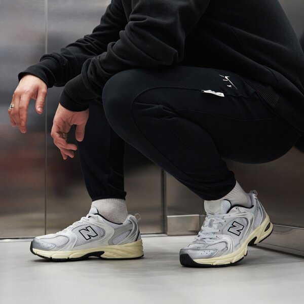 Мъжки маратонки NEW BALANCE 530  mr530ta цвят бял