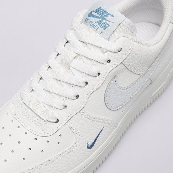 Дамски маратонки NIKE WMNS AIR FORCE 1 '07 hv2511-100 цвят бял