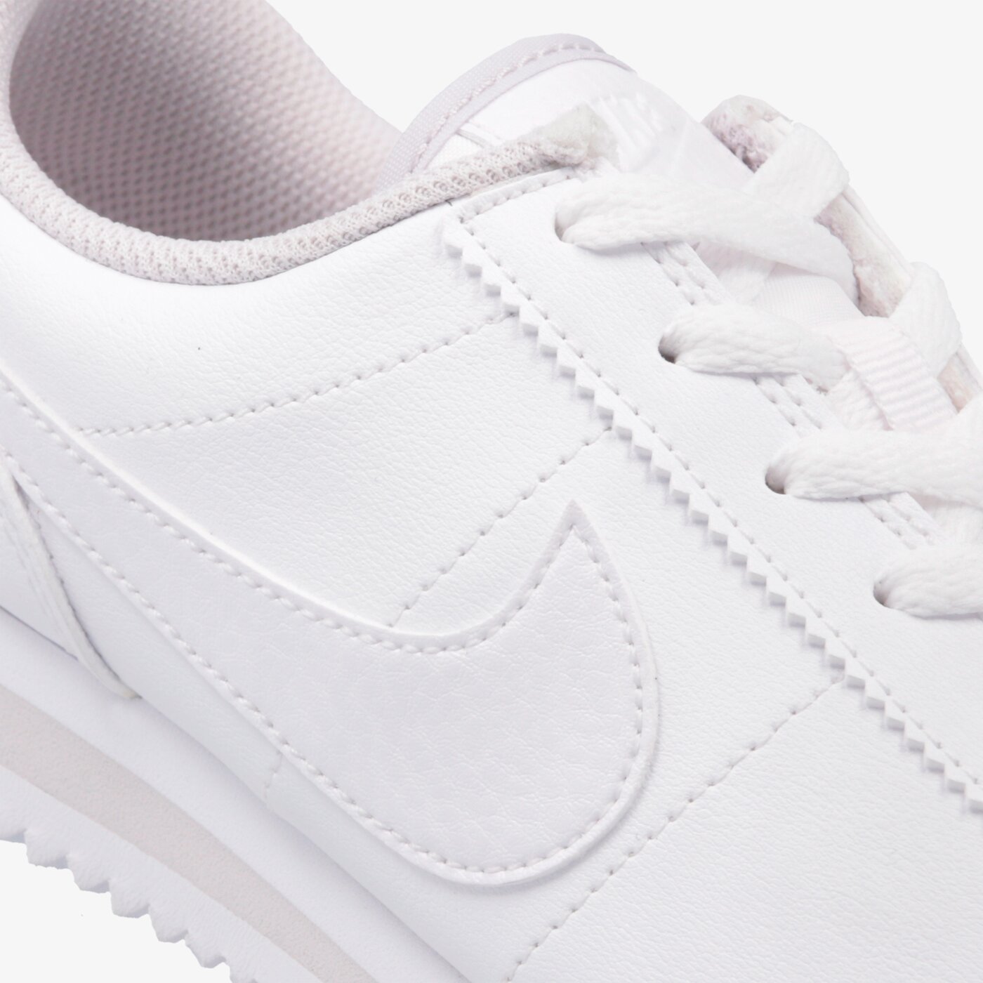 Детски маратонки NIKE CORTEZ BASIC SL (GS) ah7528-104 цвят бял