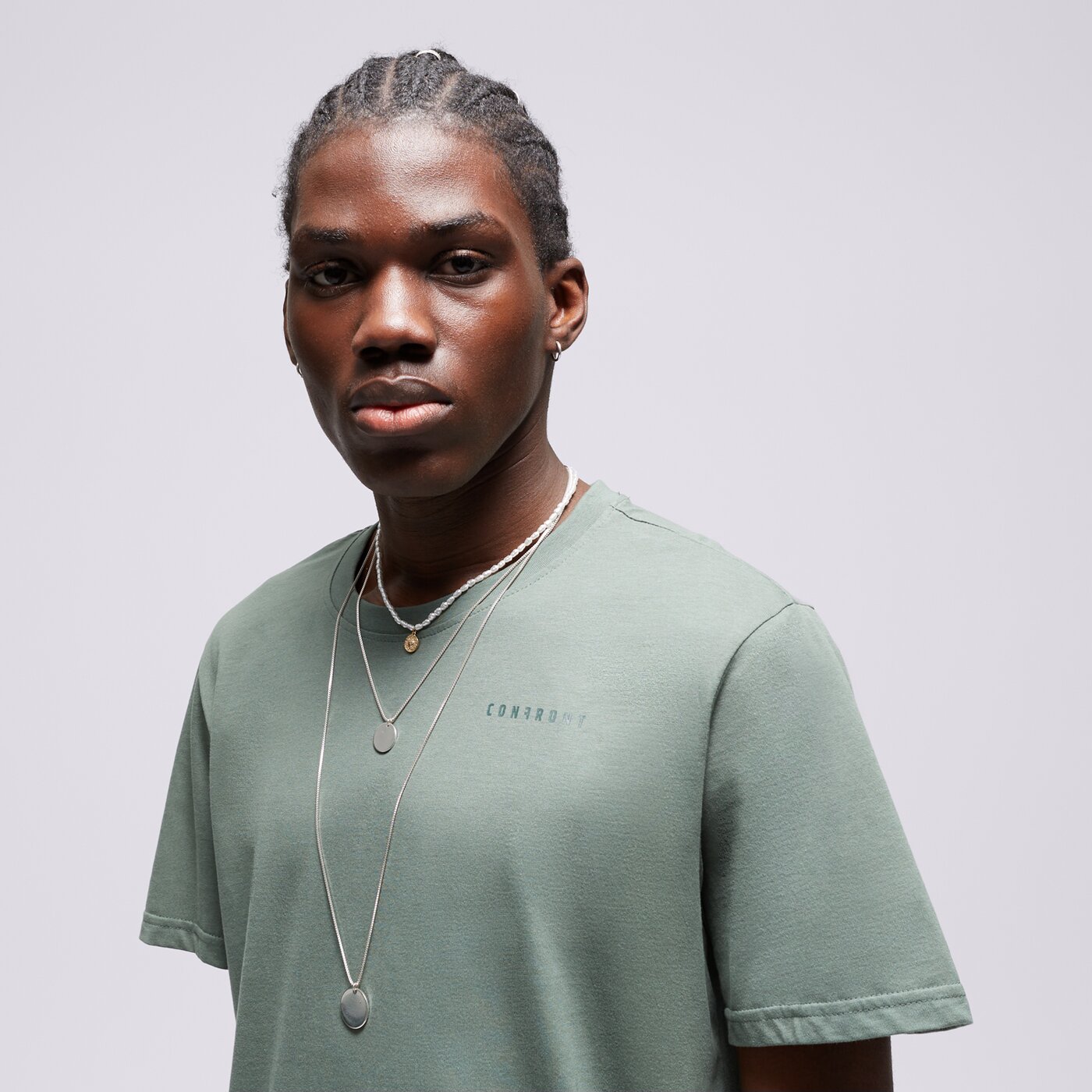 Мъжка тениска CONFRONT ТЕНИСКА ESSENTIAL ТЕНИСКА GREEN cf323tsm90002 цвят каки