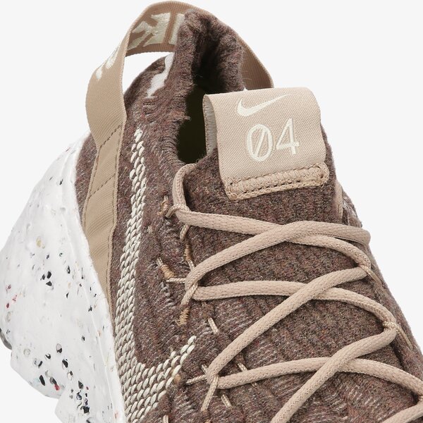 Дамски маратонки NIKE SPACE HIPPIE 04 cd3476-200 цвят бежов