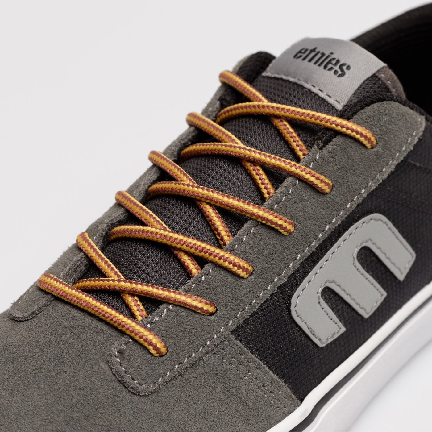 Детски маратонки ETNIES KIDS CALLI-VULC 4301000033030 цвят сив