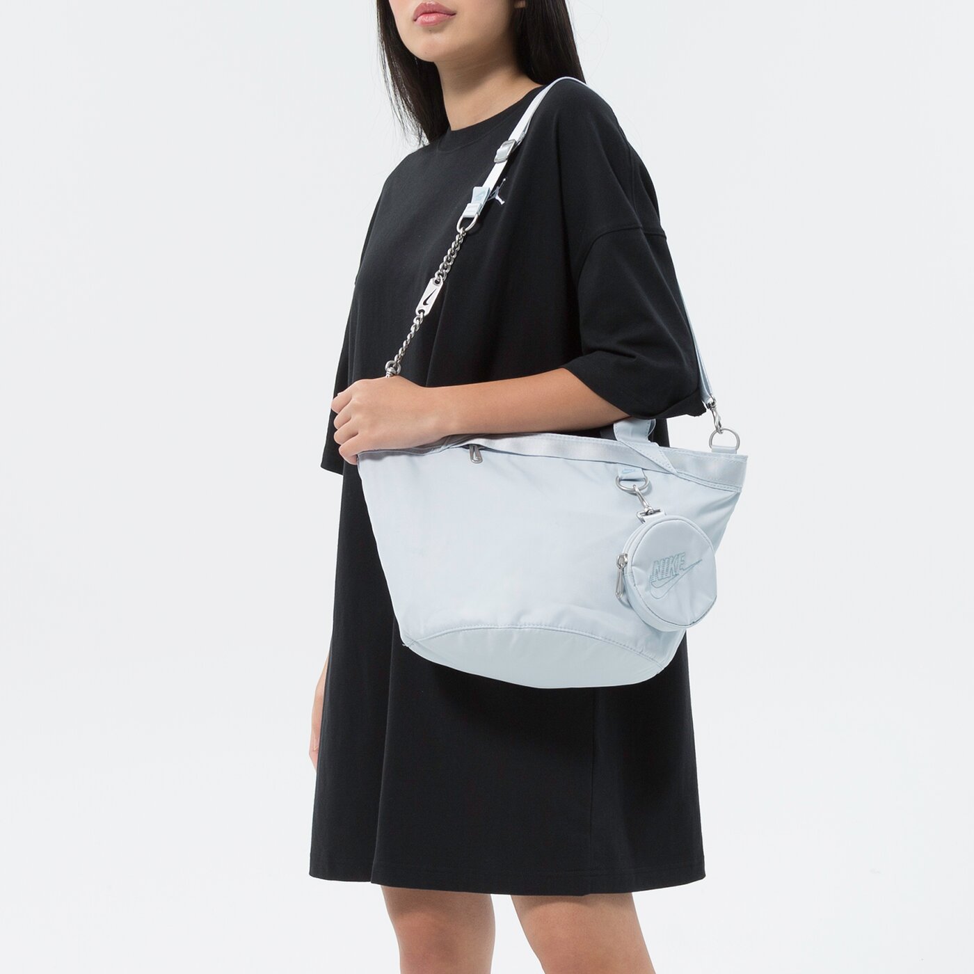 Дамски сак NIKE ЧАНТА NIKE SPORTSWEAR FUTURA LUXE cw9303-471 цвят син