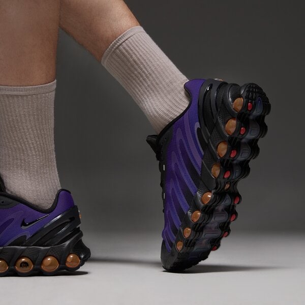 Мъжки маратонки NIKE AIR MAX DN8 fq7860-009 цвят черен