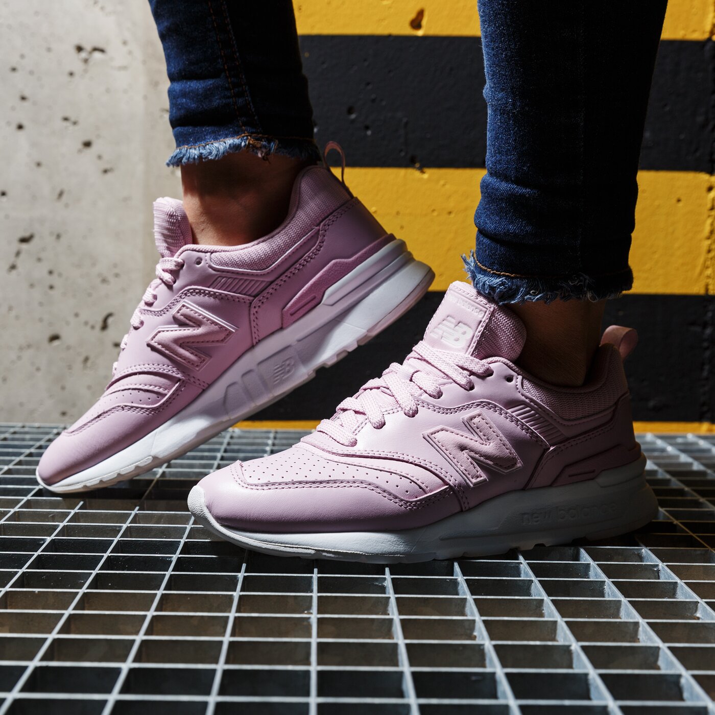 Дамски маратонки NEW BALANCE CW997H cw997hzs цвят розов