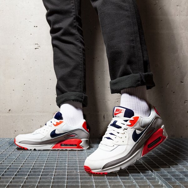 Мъжки маратонки NIKE AIR MAX 90  db0625-101 цвят бял