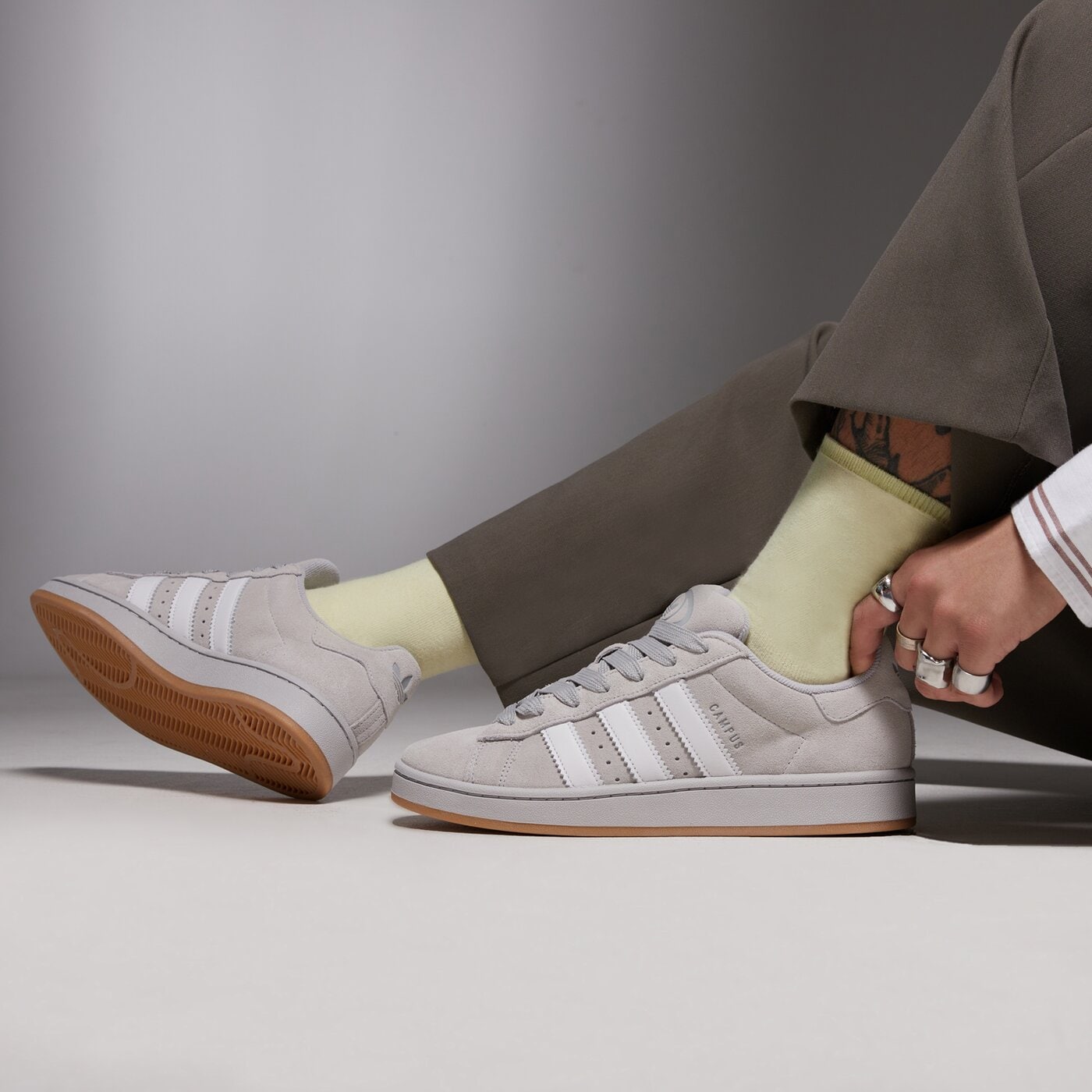 Мъжки маратонки ADIDAS CAMPUS 00S jh8793 цвят сив