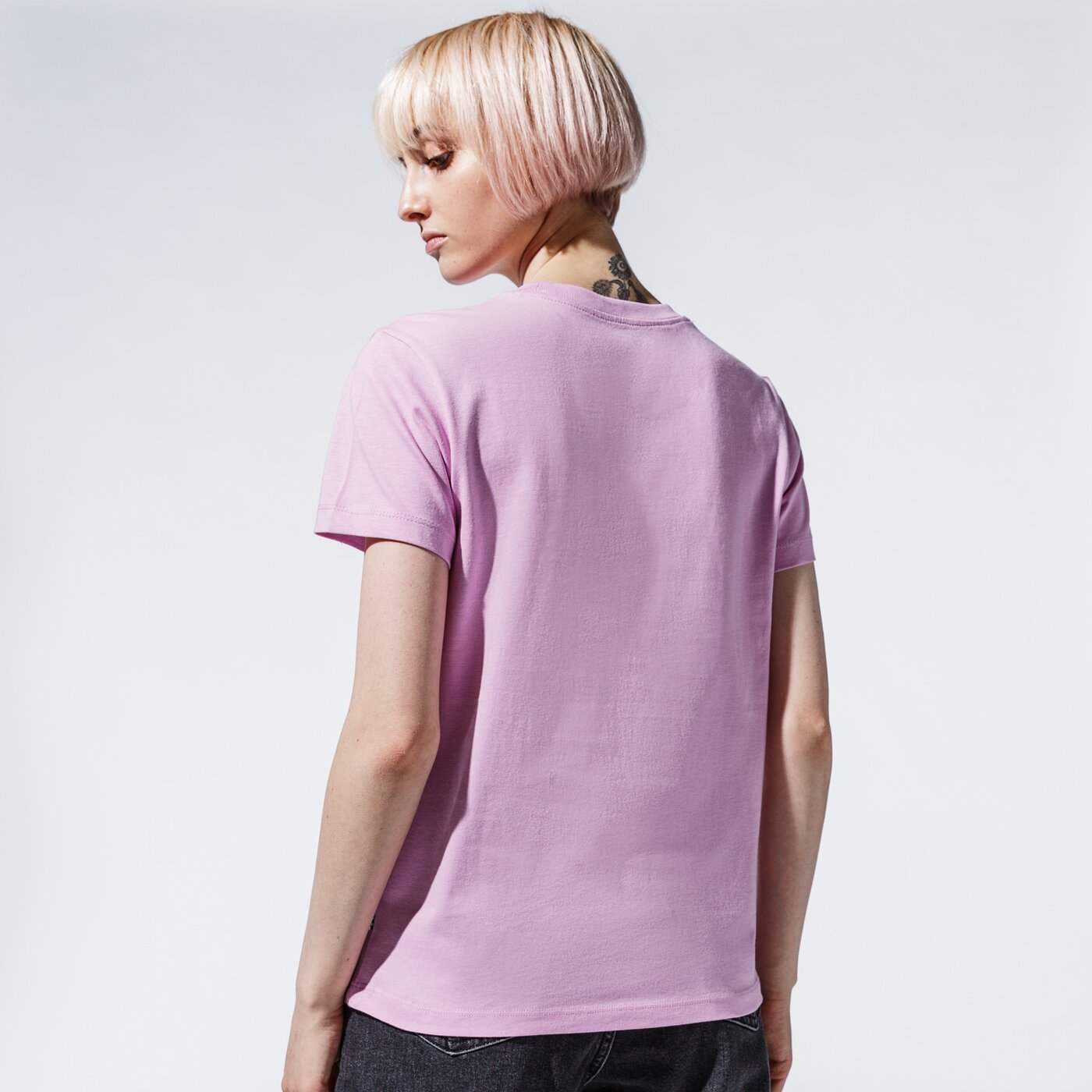 Дамска тениска VANS ТЕНИСКА WM FLYING V CREW TEE ORCHID vn0a3up40fs1 цвят розов