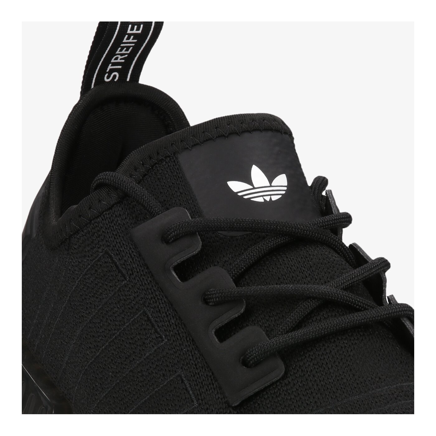 Мъжки маратонки ADIDAS NMD_R1 gz7920 цвят черен