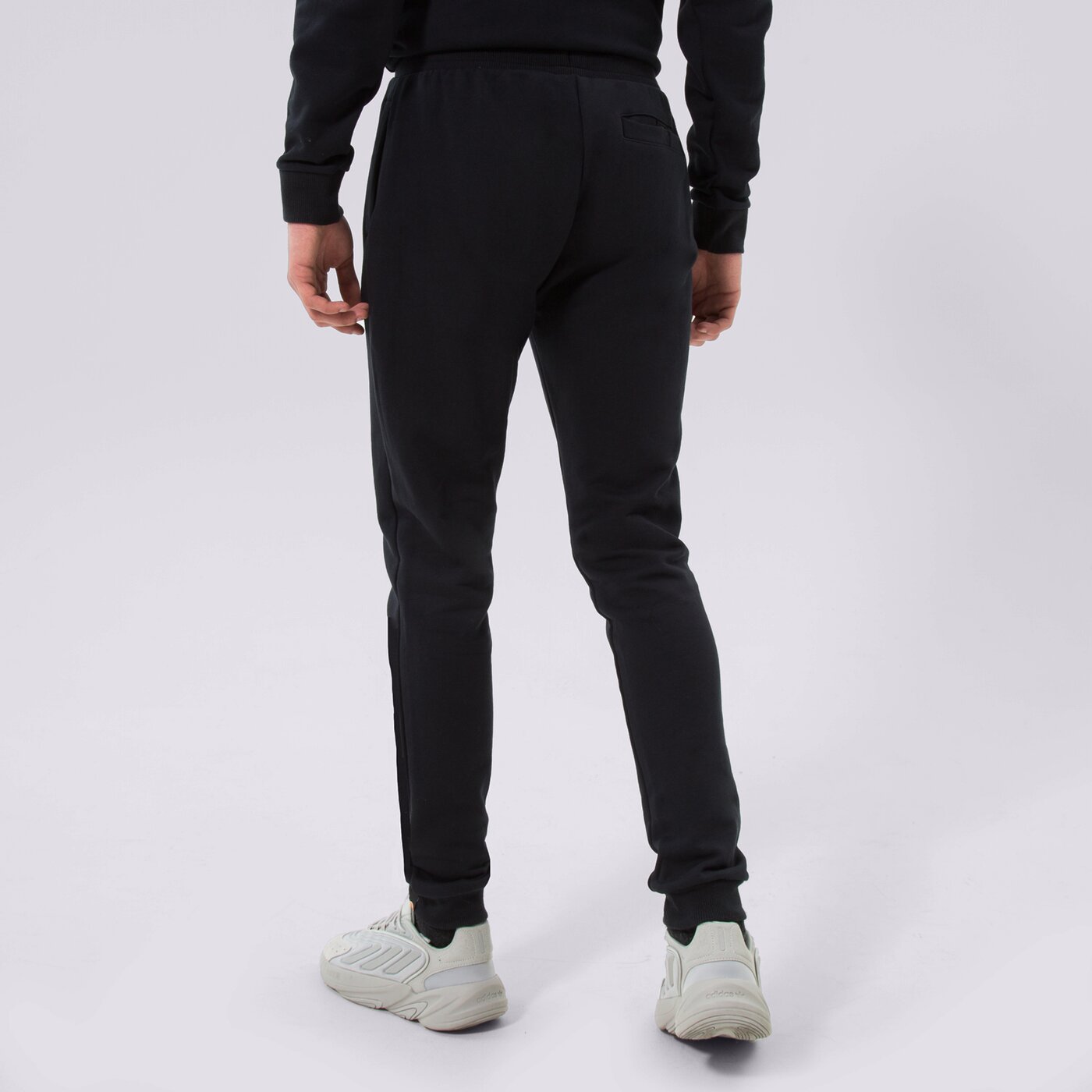 Мъжки панталони ELLESSE ПАНТАЛОНИ NIORO BLK shs08783011 цвят черен