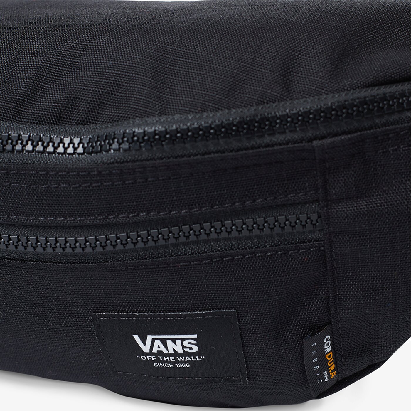 Дамска чанта за кръст VANS ЧАНТА ЗА КРЪСТ MINI WARD CROSS BODY vn0a2zxx6zc1 цвят черен