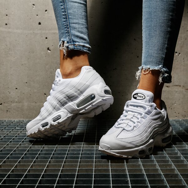 Дамски маратонки NIKE W AIR MAX 95 ck7070-100 цвят бял