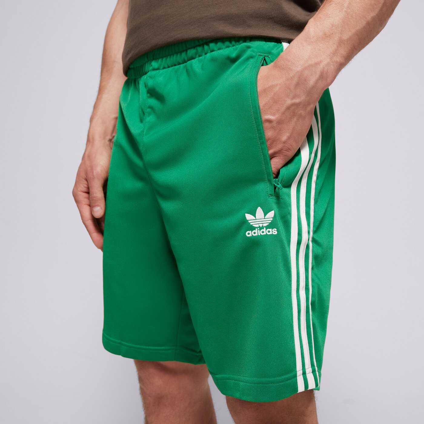 Мъжки къси панталони ADIDAS ШОРТИ FBIRD SHORT im9420 цвят зелен