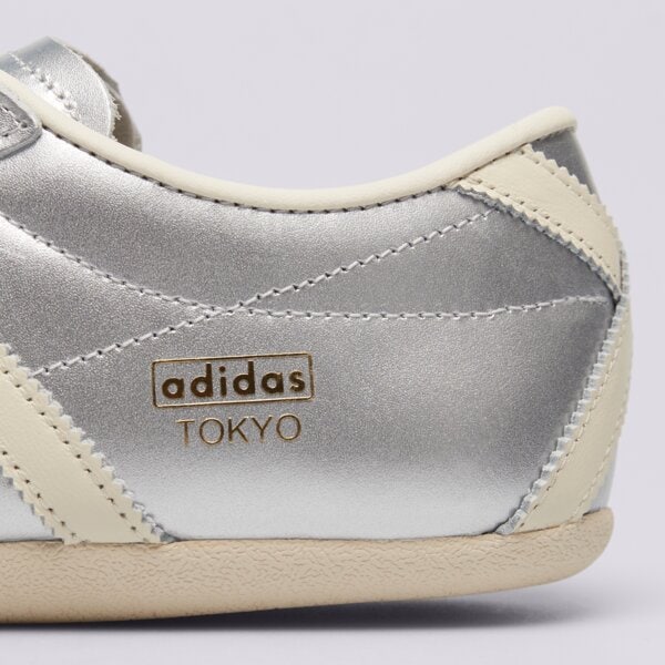 Дамски маратонки ADIDAS TOKYO jq0593 цвят сребърен
