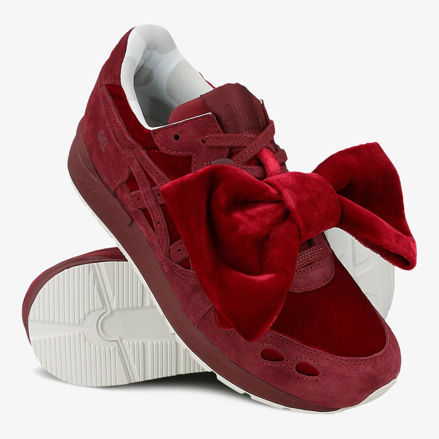 Дамски маратонки ASICS GEL-LYTE h8l6n2626 цвят бордо