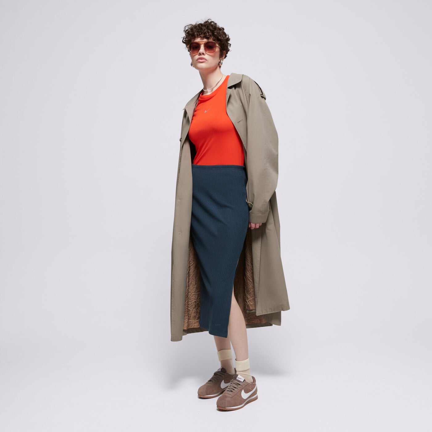 Дамски NIKE ПОЛА W NSW NK CHLL KNT RIB MD SKIRT fq1636-478 цвят тъмносин