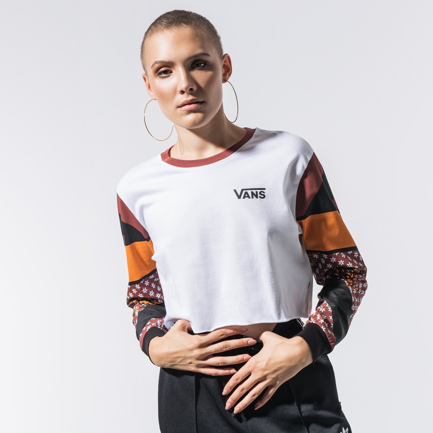 Дамска тениска VANS ТЕНИСКА SABRE vn0a4v3gwht1 цвят бял