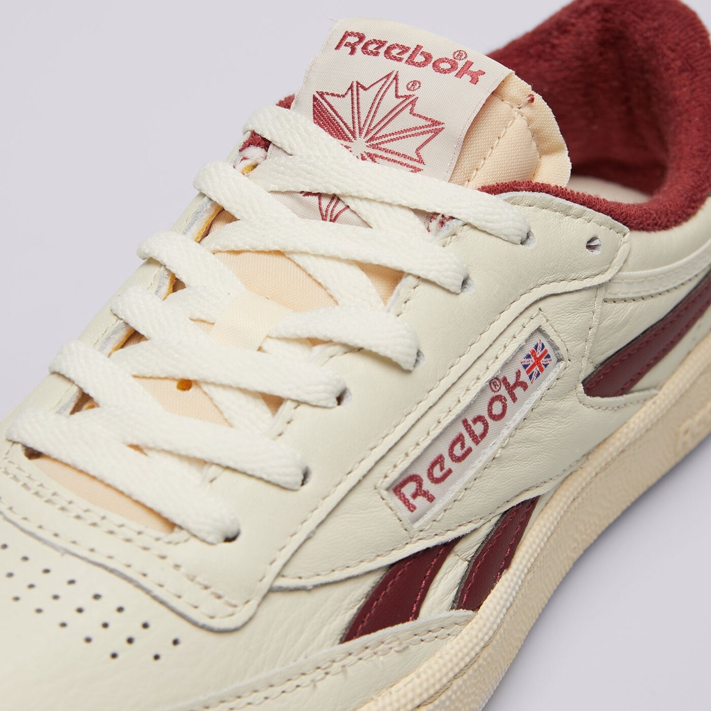 Дамски маратонки REEBOK CLUB C REVENGE VINTAGE 100233964w цвят бял