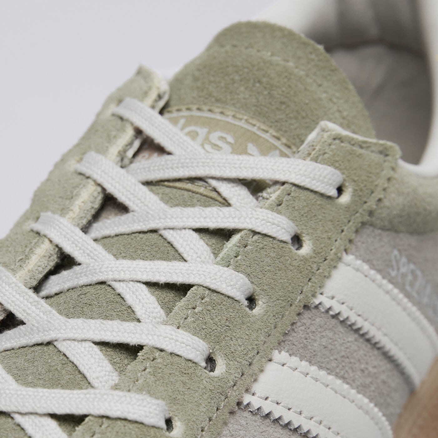 Дамски маратонки ADIDAS HANDBALL SPEZIAL W jr0850 цвят сив