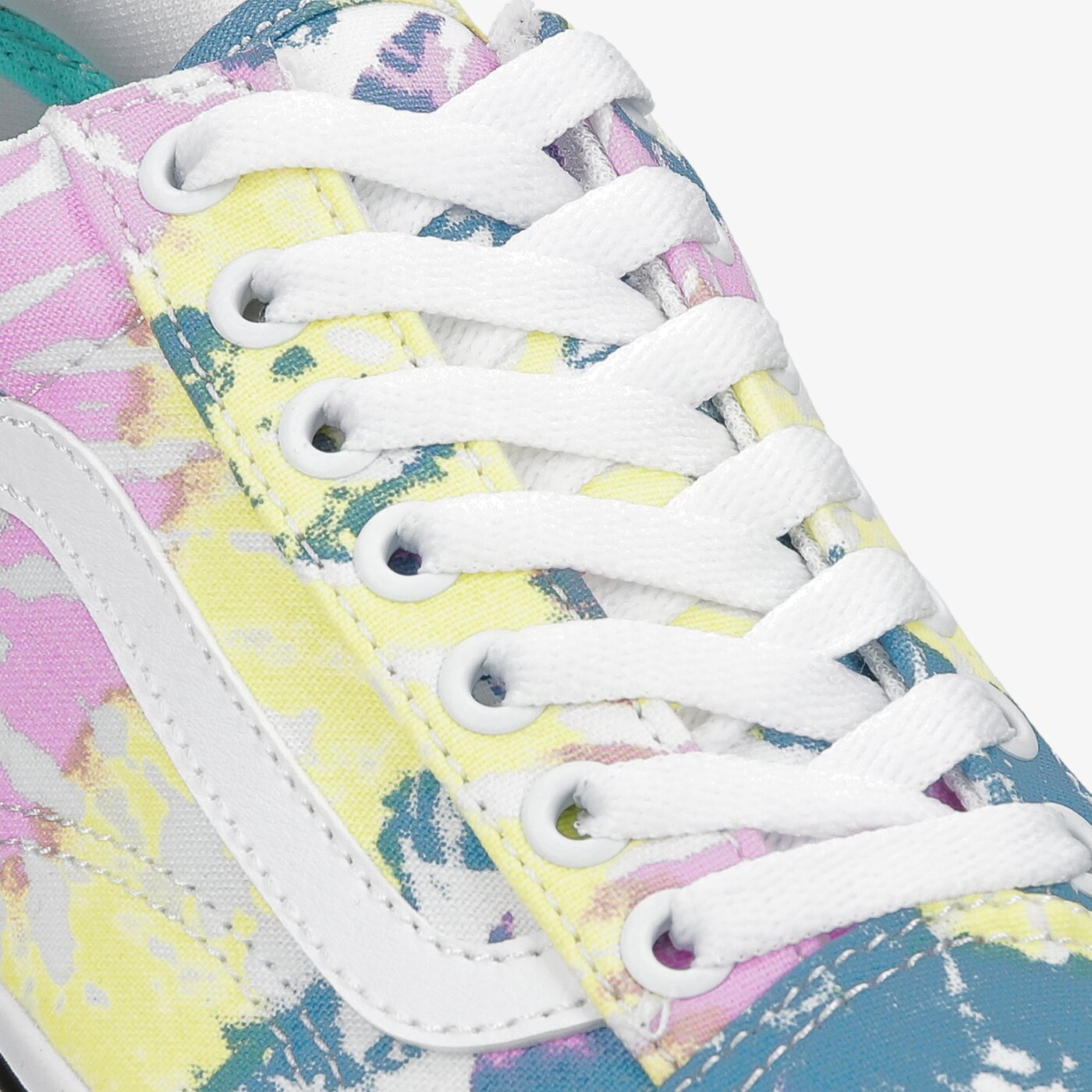 Мъжки маратонки VANS UA COMFYCUSH OLD SKOOL vn0a3wma49l1 цвят многоцветен