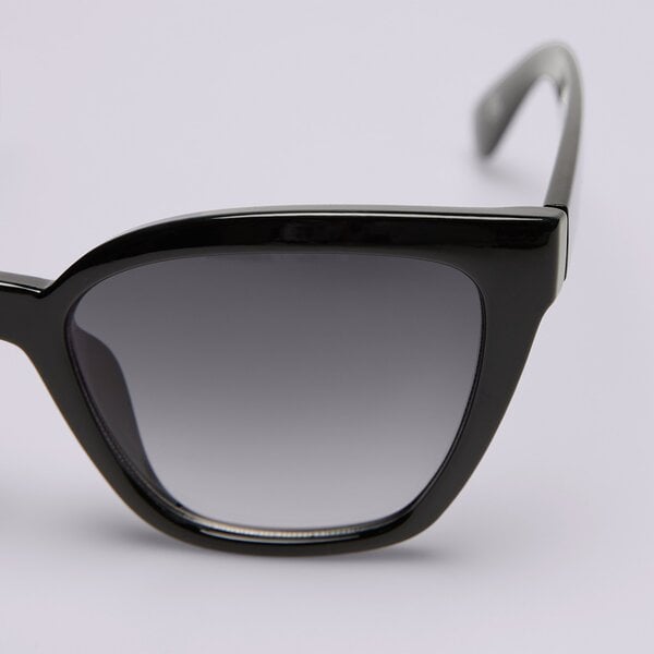 Дамски слънчеви очила VANS ОЧИЛА HIP CAT SUNGLASSES vn000hedblk1 цвят черен