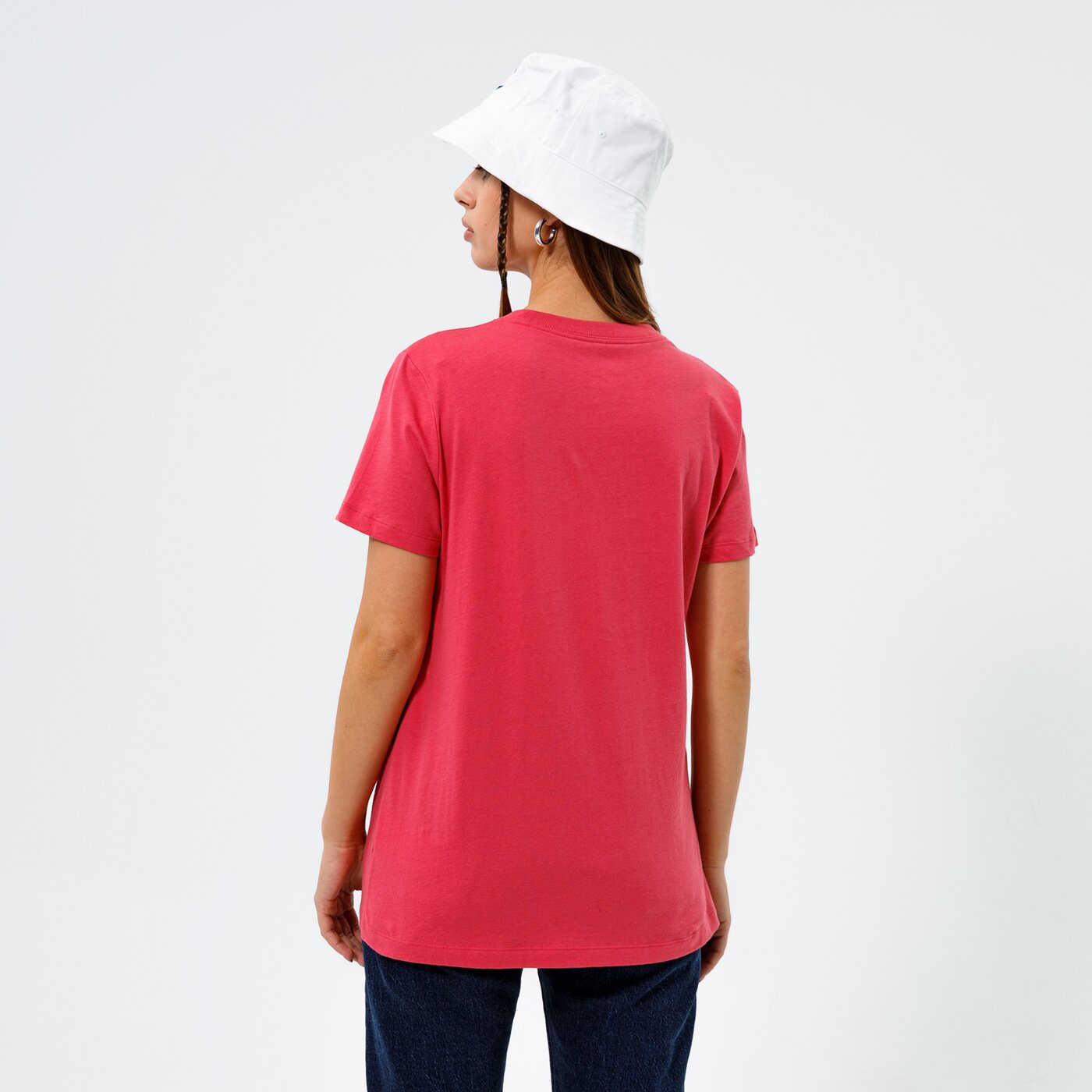 Дамска тениска NIKE ТЕНИСКА SPORTSWEAR ESSENTIAL bv6169-622 цвят розов