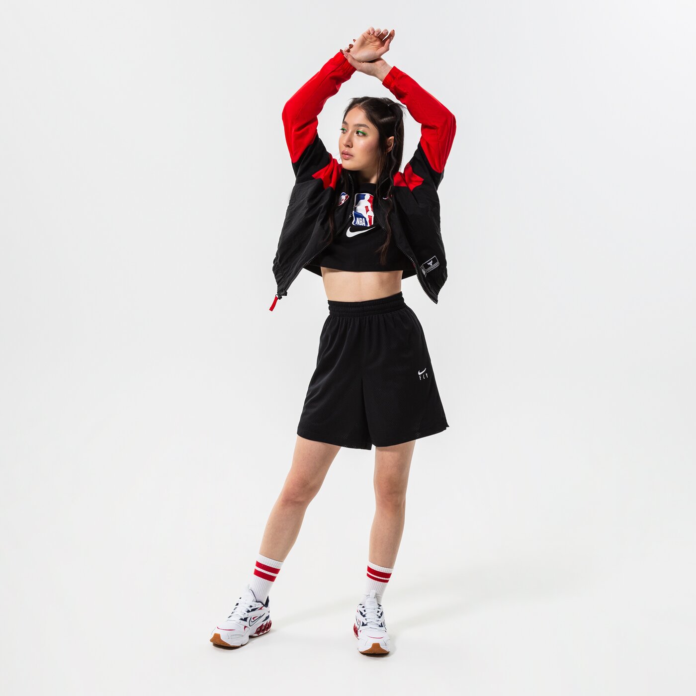 Дамска тениска NIKE ТЕНИСКА NBA W NK N31 CROP SS TEE NBA dm3240-010 цвят черен