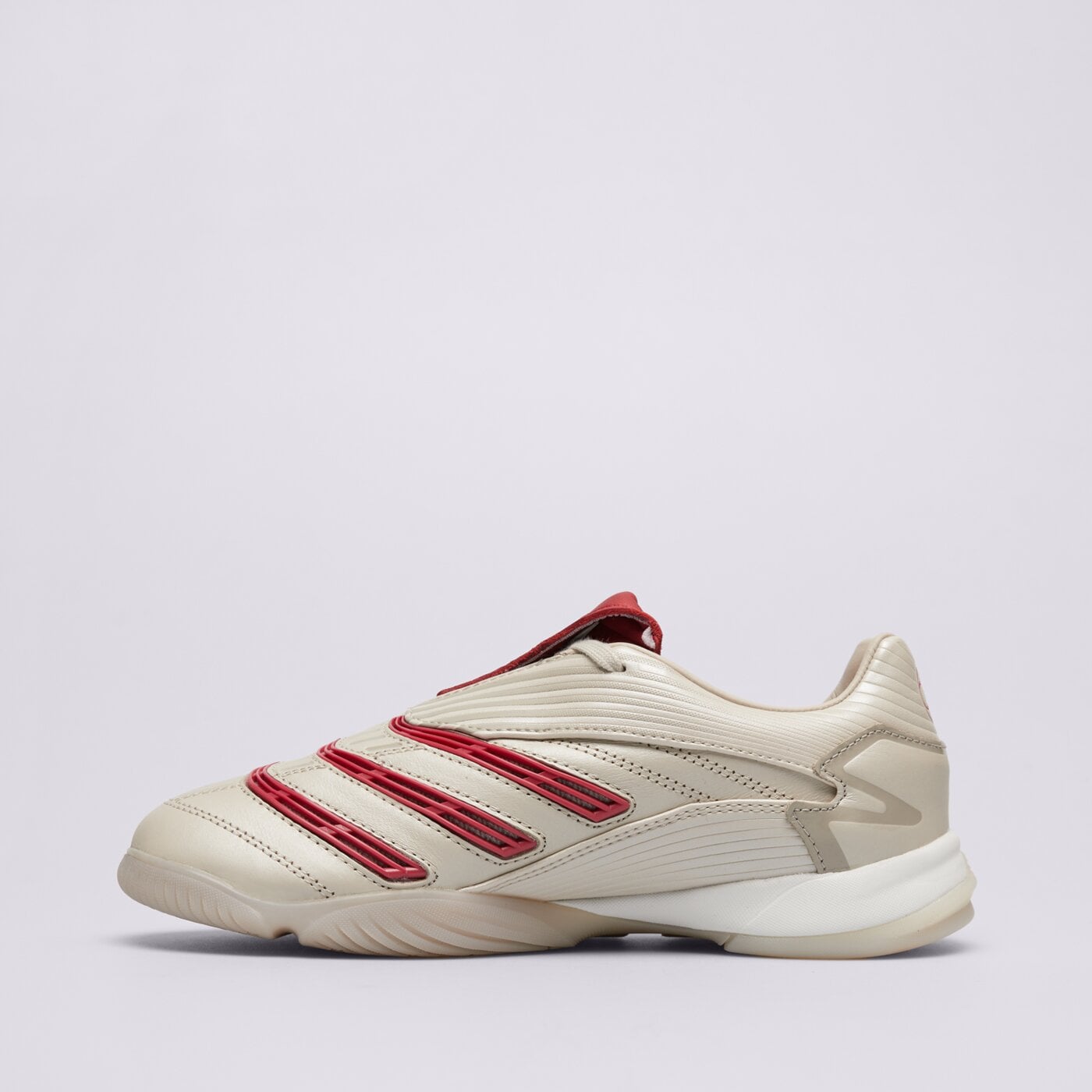 Дамски маратонки ADIDAS PREDATOR SALA jr4226 цвят бял