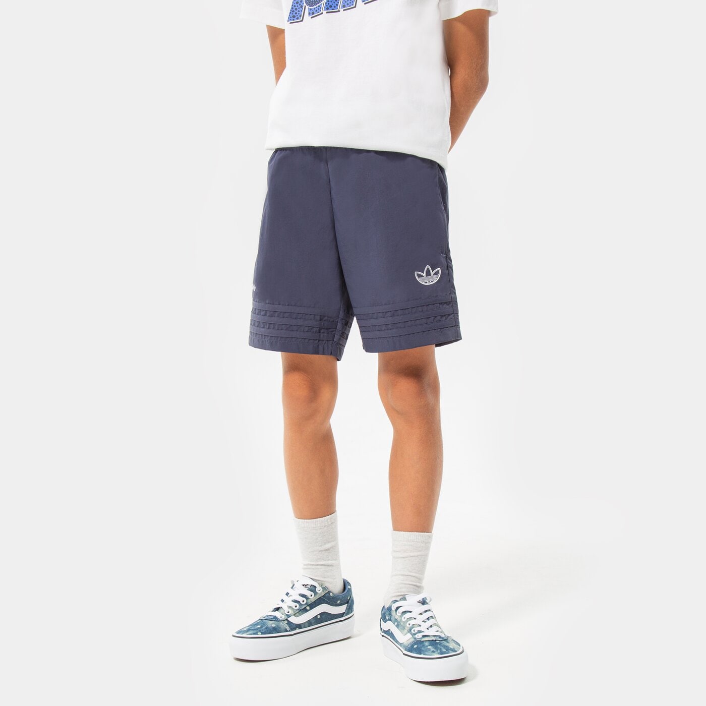  ADIDAS ШОРТИ BOY he2085 цвят тъмносин