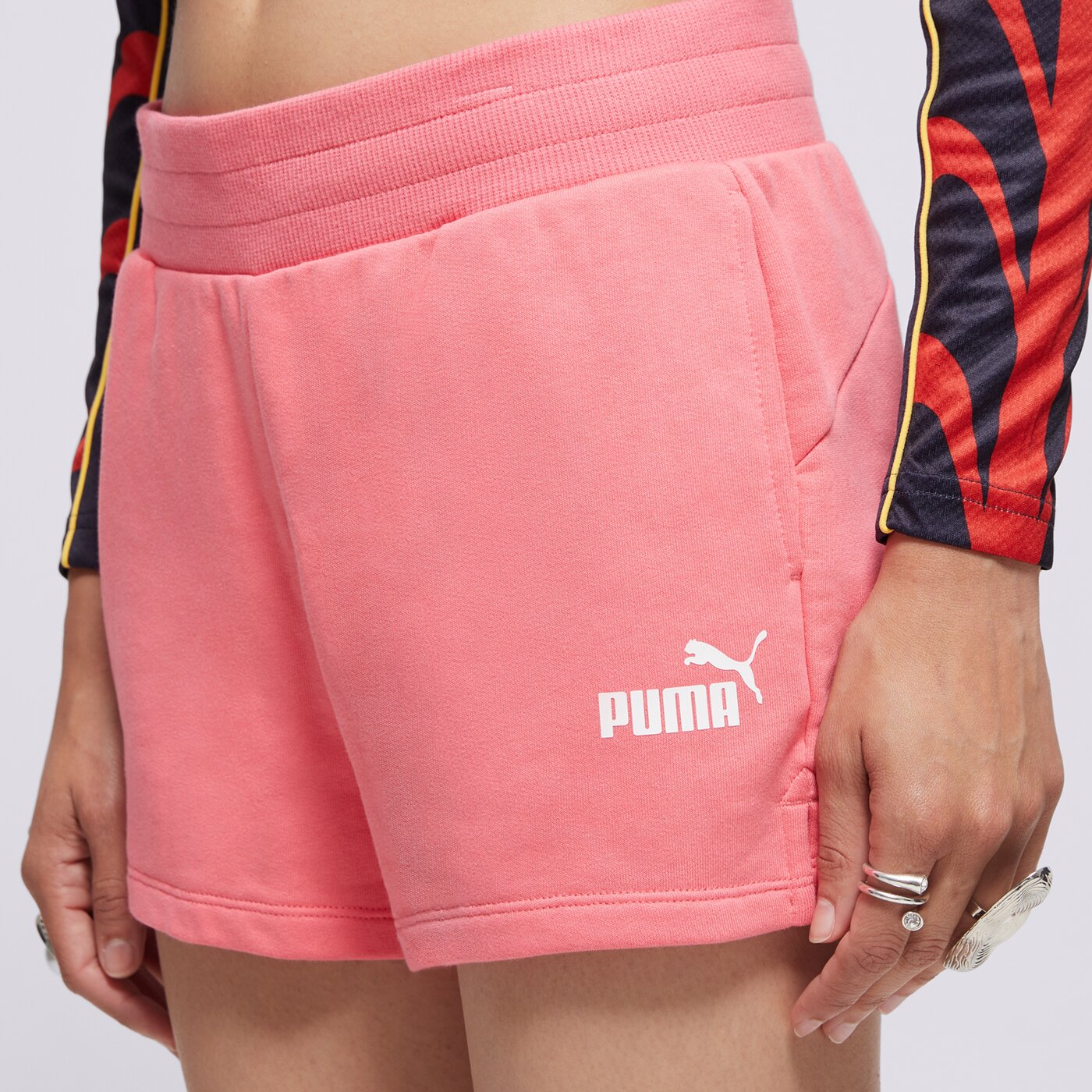 Дамски къси панталони PUMA ШОРТИ ESS 4" SWEAT SHORTS TR (S) 586825 42 цвят розов