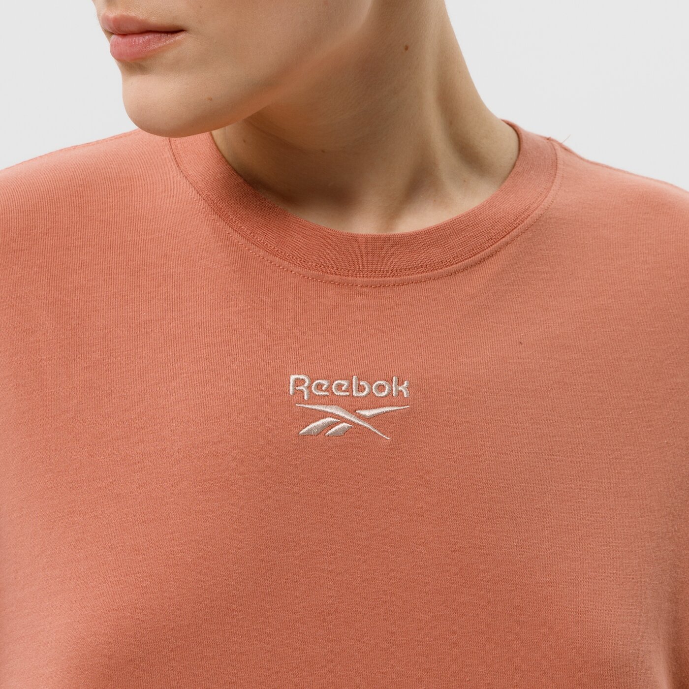 Дамски суичър REEBOK СУИТЧЪР CL WDE COTTON LONGSLEEVE h49247 цвят черен