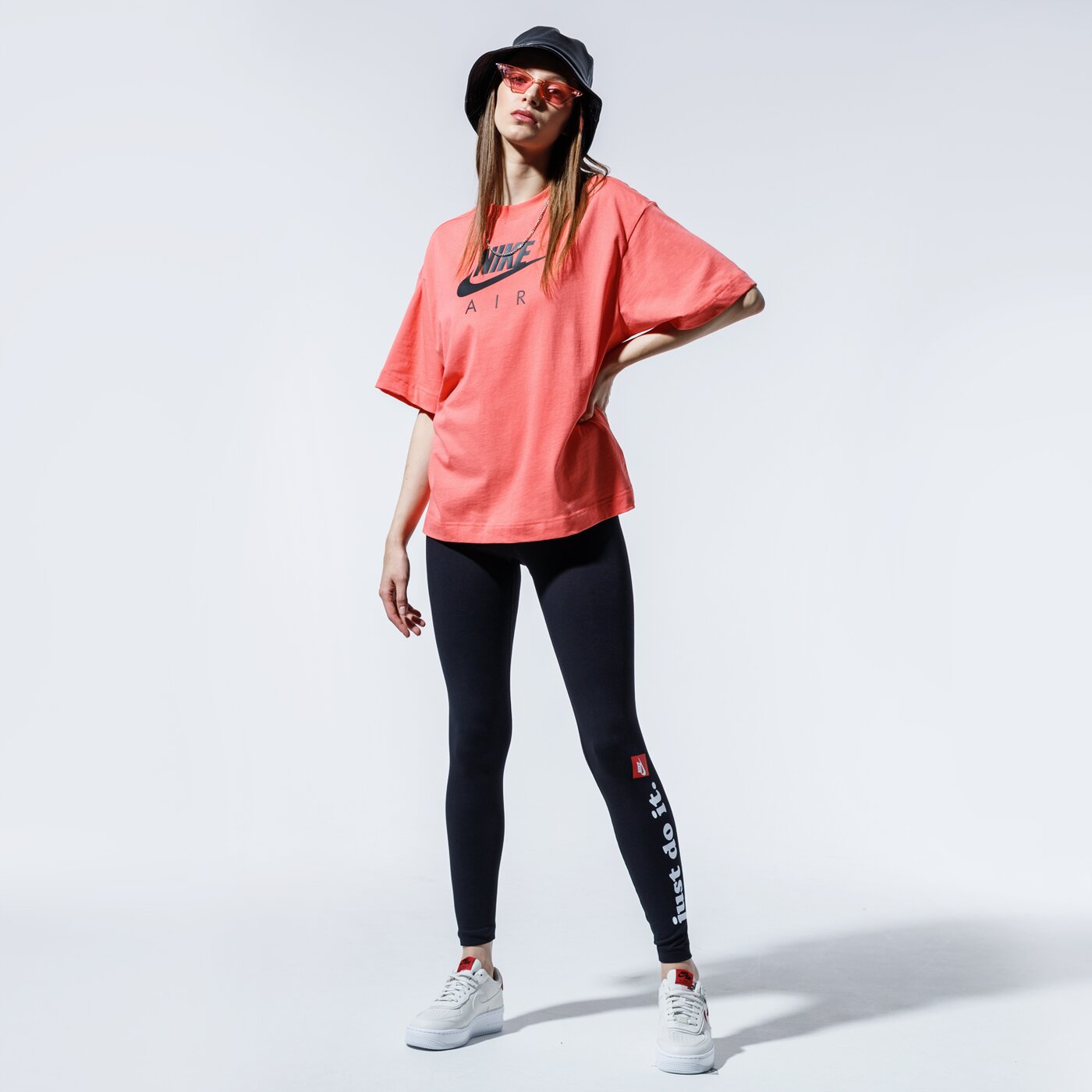 Дамски панталони NIKE КЛИН W NK  SS RUNWAY cj1994-010 цвят черен