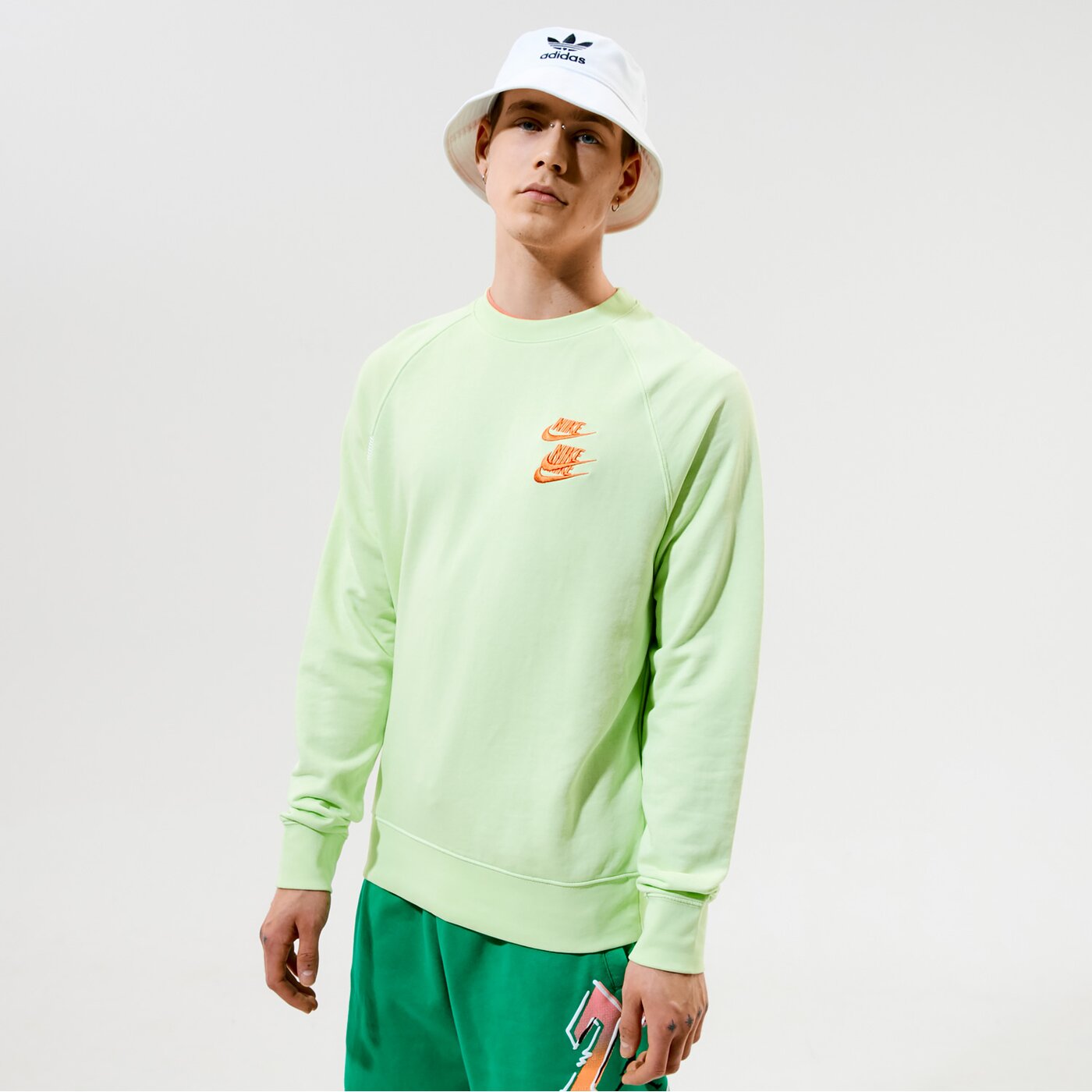 Мъжки суичър NIKE СУИТЧЪР SPORTSWEAR dd0882-383 цвят зелен