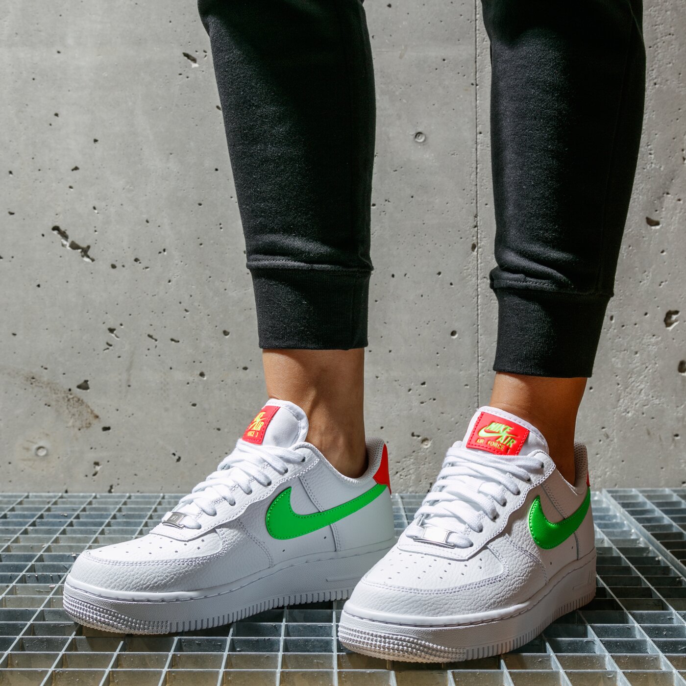 Дамски маратонки NIKE AIR FORCE 1 '07  ct4328-100 цвят бял