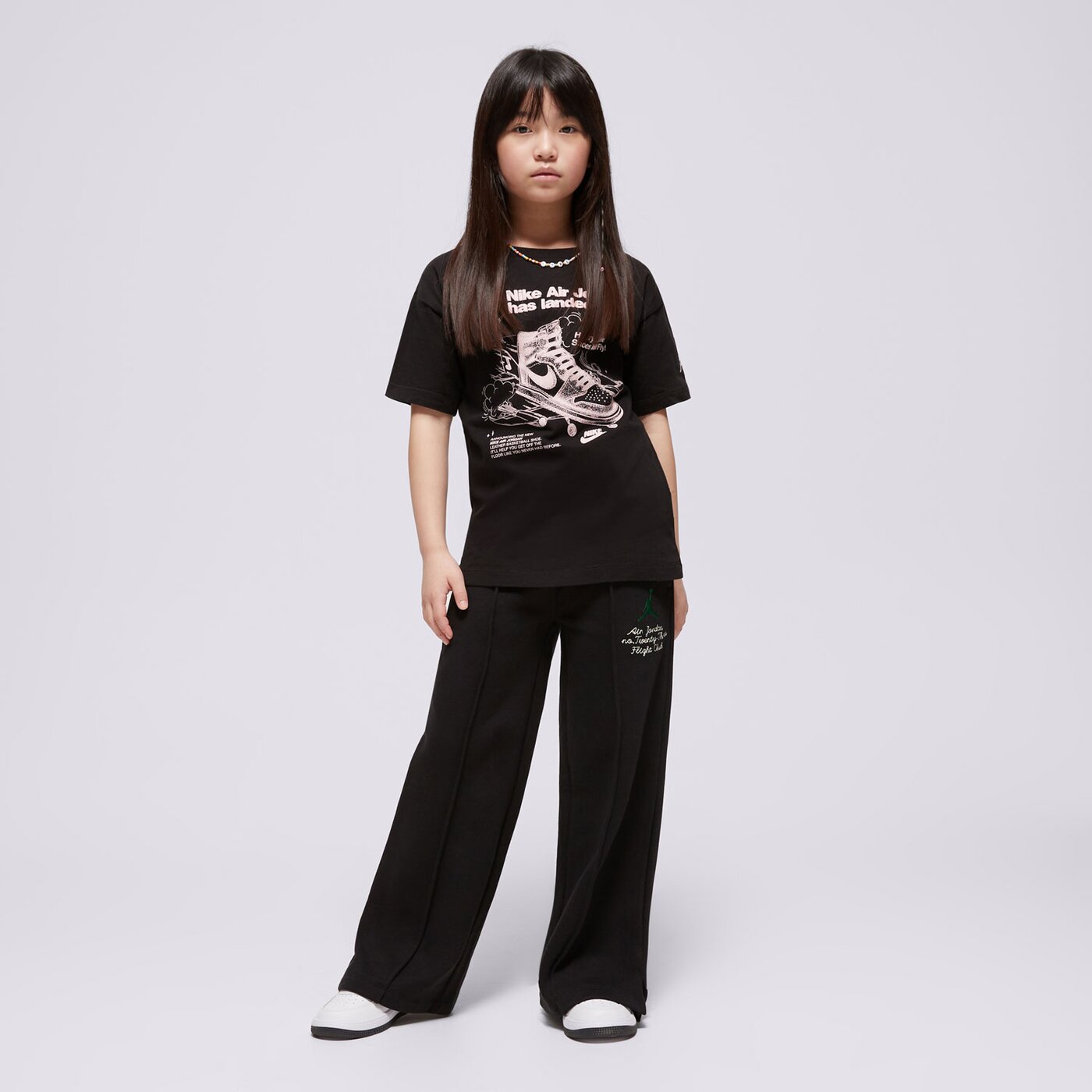 Детски панталони JORDAN ПАНТАЛОНИ JDG COURT OF LEGENDS OPEN HEM GIRL 45d704-023 цвят черен