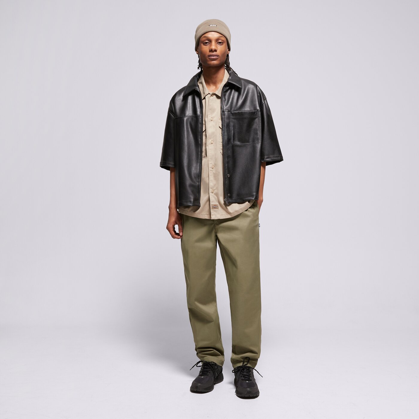 Мъжки панталони NEW BALANCE ПАНТАЛОНИ ICON TWILL TAPERED mp41575dek цвят каки