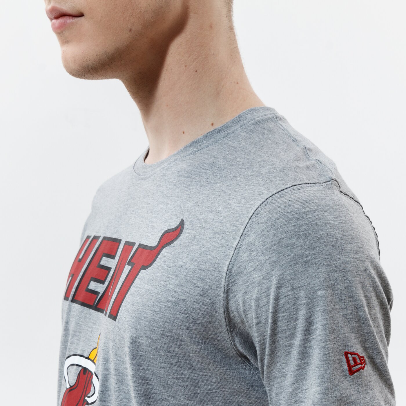 Мъжка тениска NEW ERA ТЕНИСКА SS NBA ТОП 6 MIAMI HEAT MIAMI HEAT LGH 11530751 цвят сив