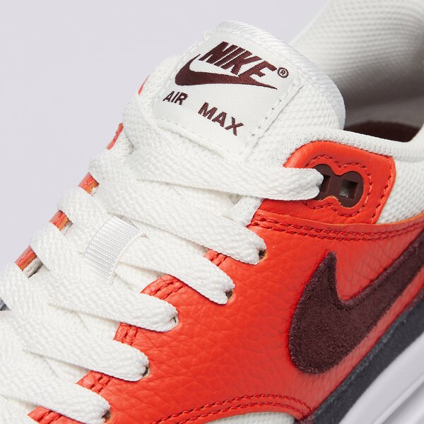 Мъжки маратонки NIKE AIR MAX 1 fn6952-102 цвят бежов