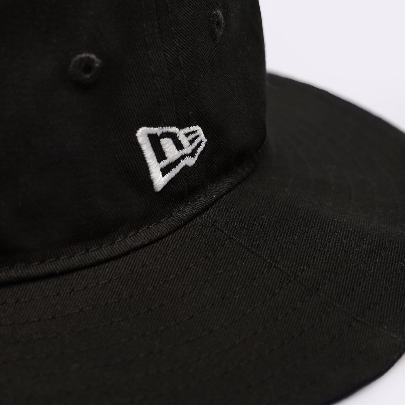  NEW ERA ИДИОТКА WMNS NE ADVENTURE NONE 60298858 цвят черен