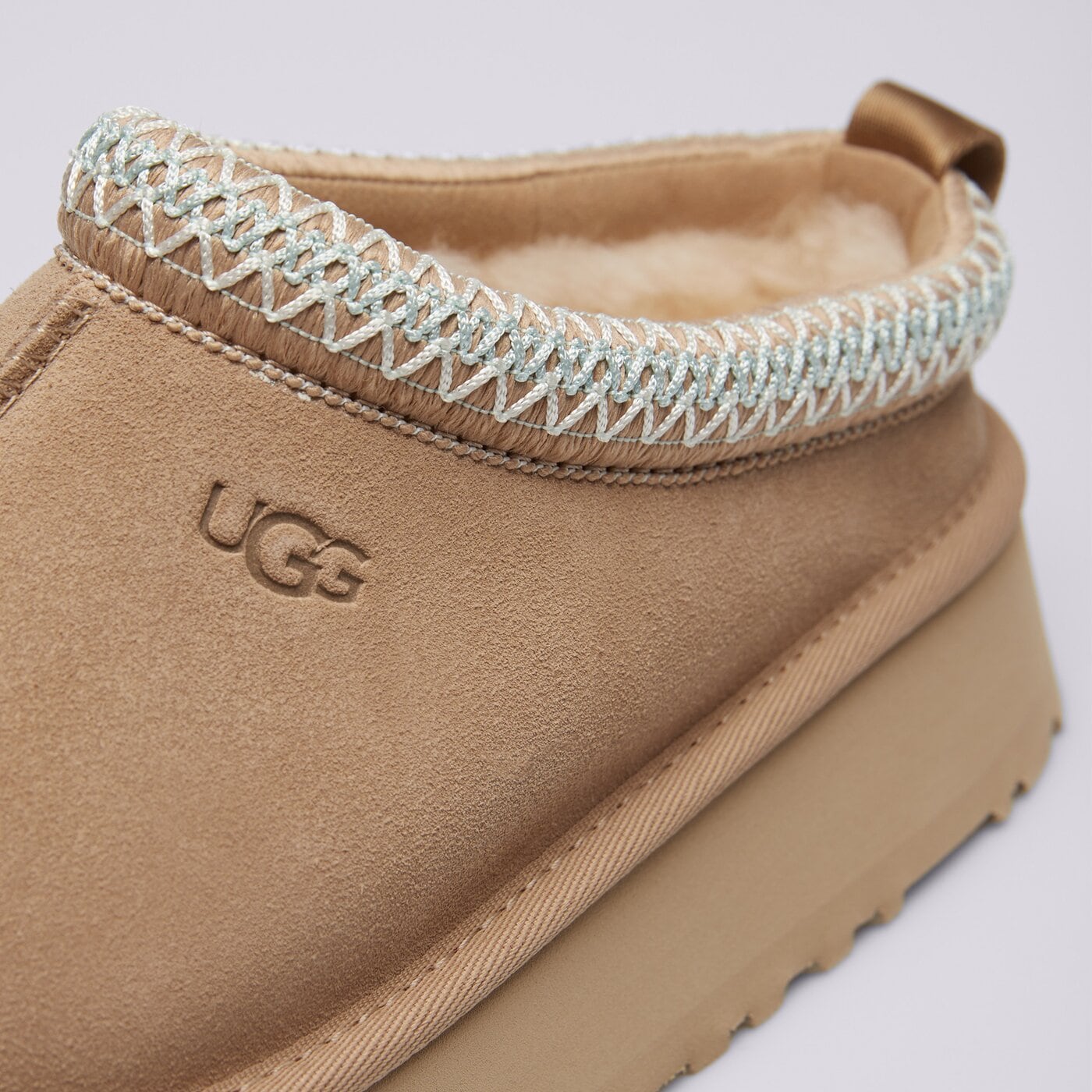 Дамски зимни обувки UGG TAZZ II 1174471-san цвят бежов