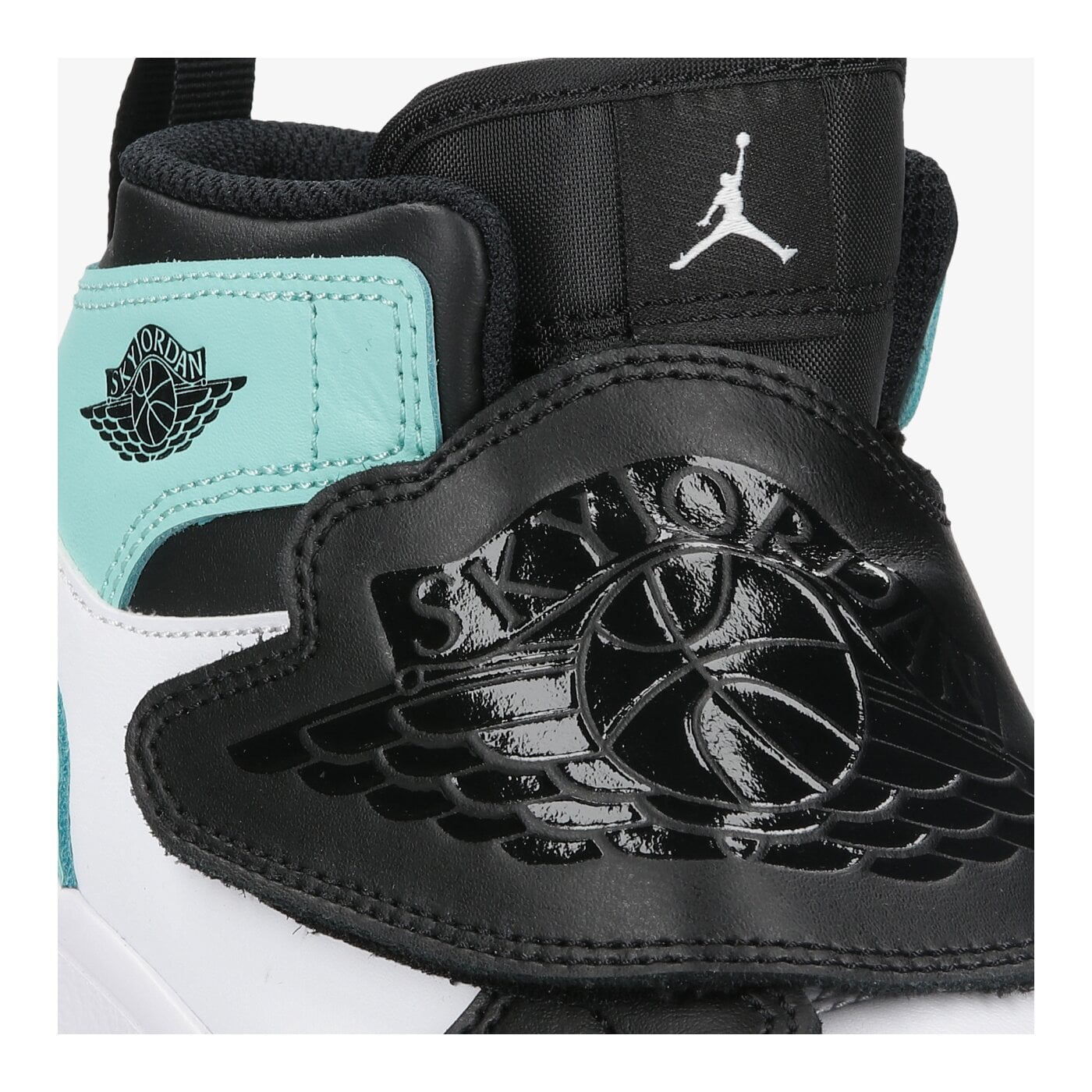 Детски маратонки SKY JORDAN 1  bq7197-032 цвят син