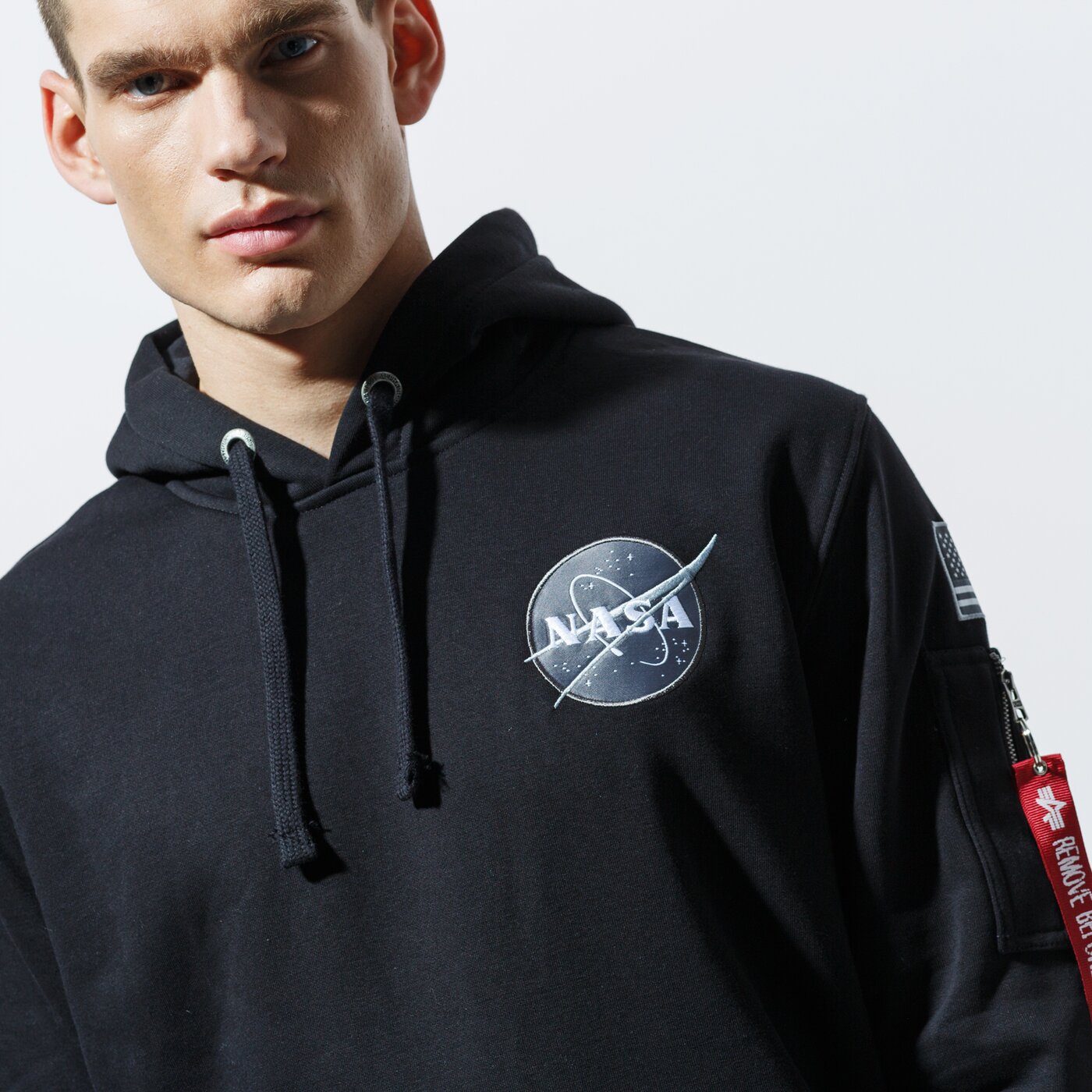 Мъжки суичър ALPHA INDUSTRIES СУИТЧЪР С КАЧУЛКА SPACE SHUTTLE HOODY 178317-03 цвят черен