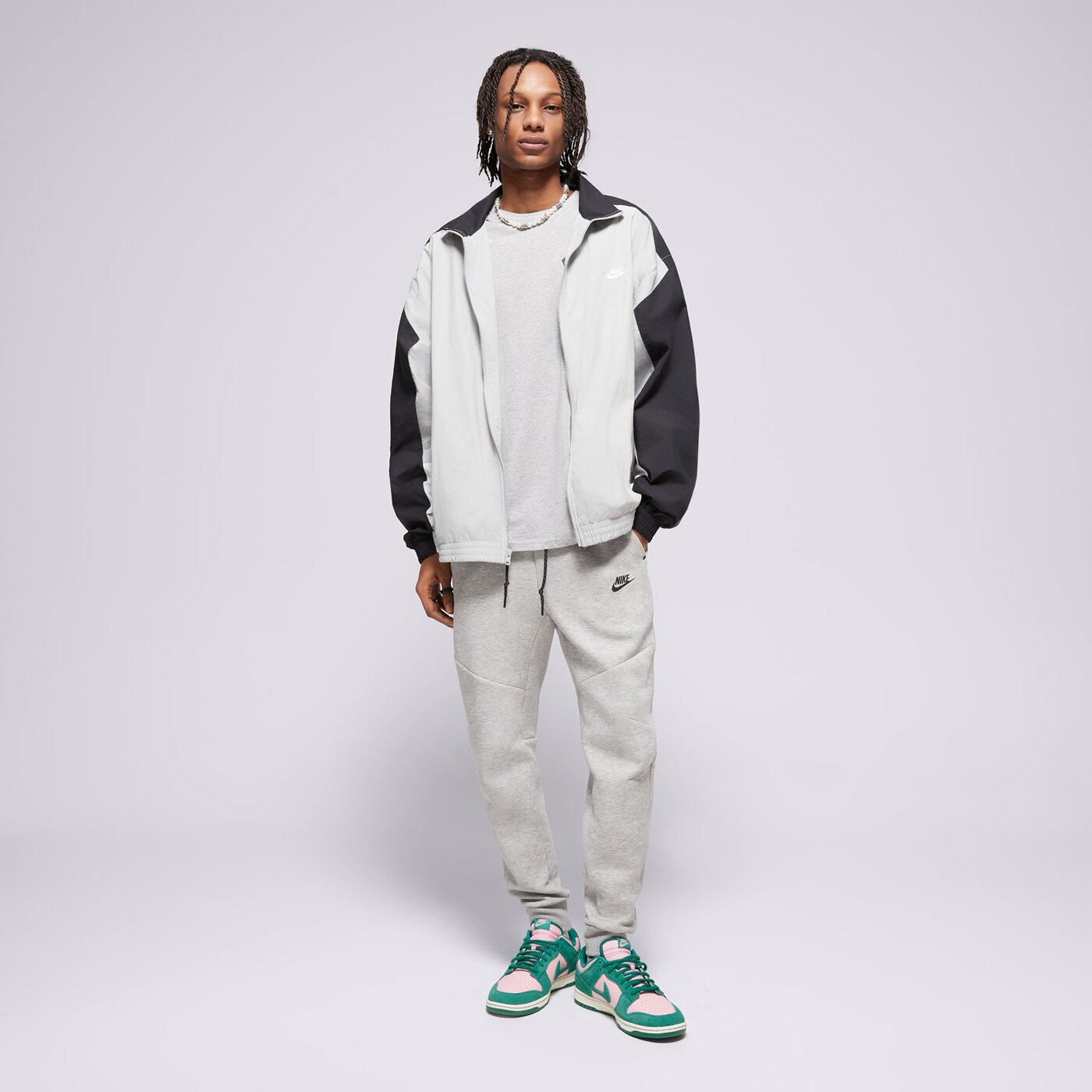 Мъжки панталони NIKE ПАНТАЛОНИ M NK TCH FLC JGGR hv0959-063 цвят сив