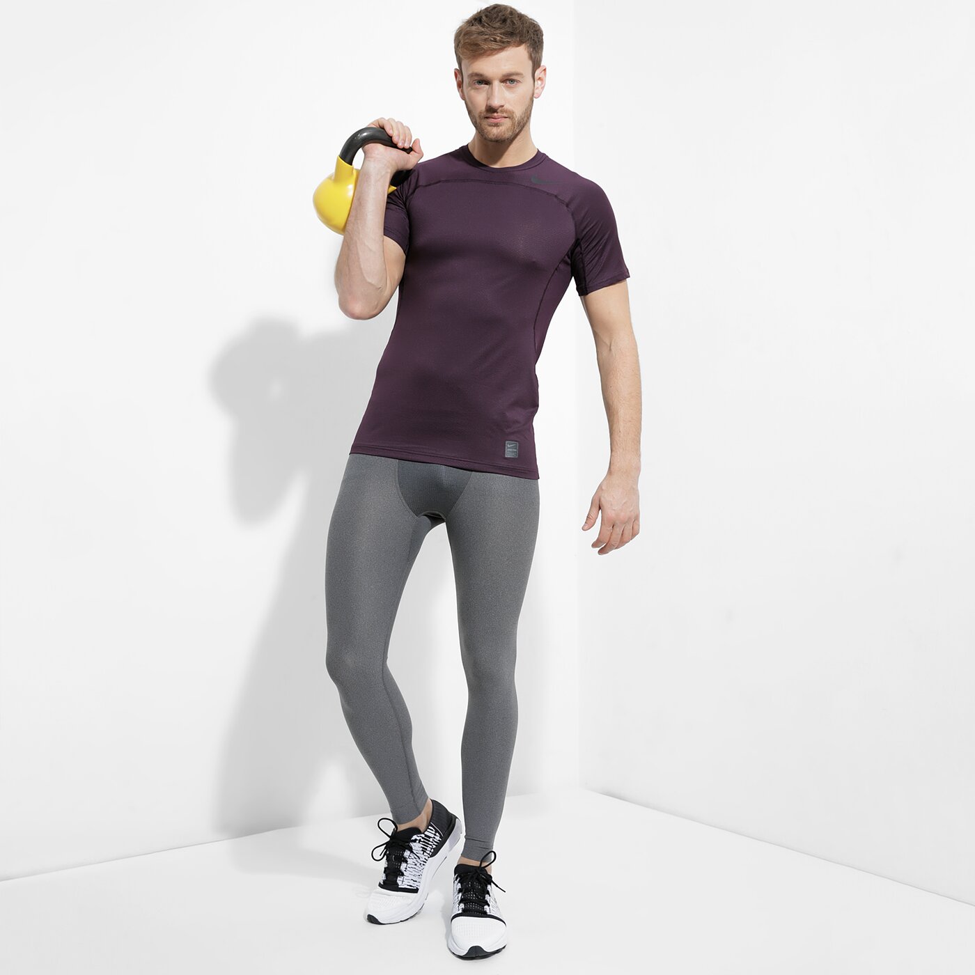 Мъжки панталони UNDER ARMOUR КЛИН HG ARMOUR 2.0 LEGGING 1289577090 цвят сив