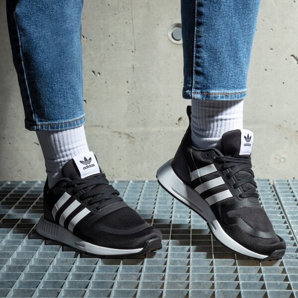 Детски маратонки ADIDAS MULTIX J g55537 цвят черен