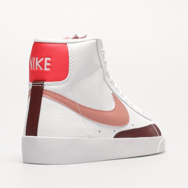 Дамски маратонки NIKE W BLAZER MID '77 NEXT NATURE dq4124-105 цвят бял