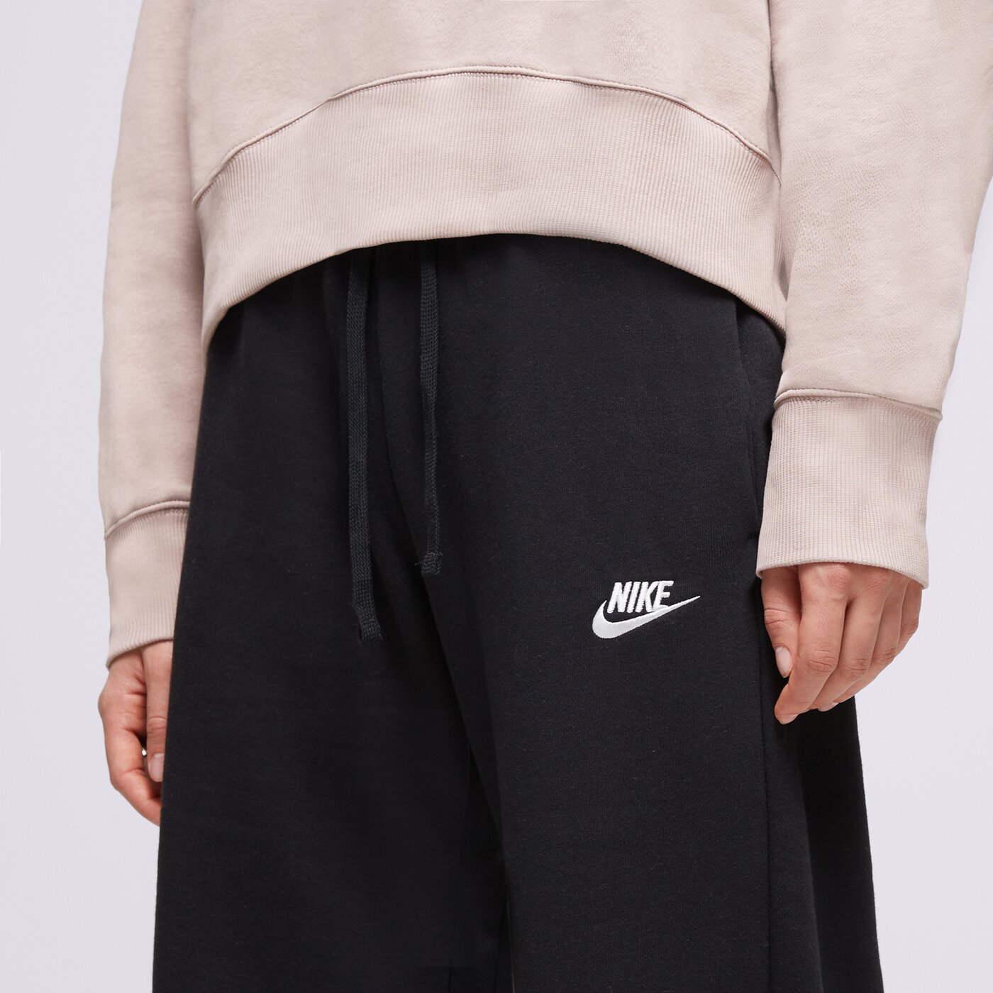 Дамски панталони NIKE ПАНТАЛОНИ W NSW CLUB FLC MR PANT WIDE fb2727-010 цвят черен