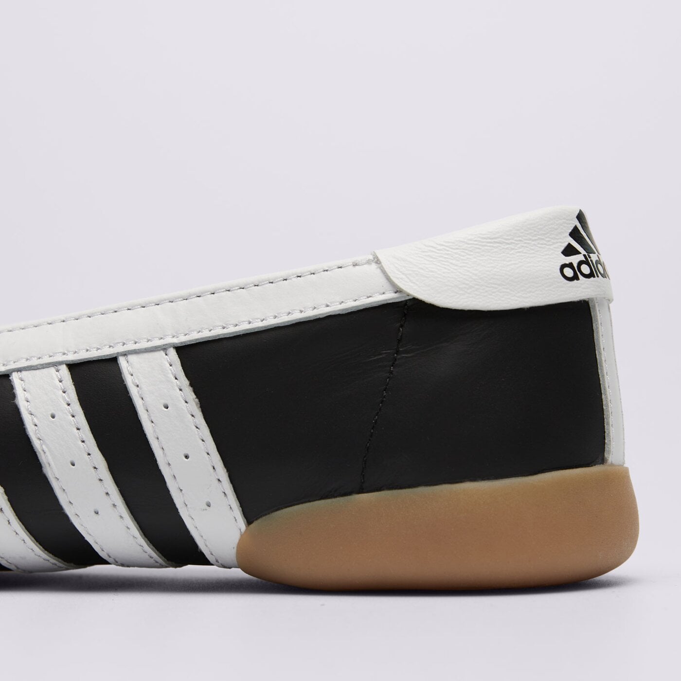 Дамски маратонки ADIDAS TAEKWONDO MEI BALLET W jr7031 цвят черен