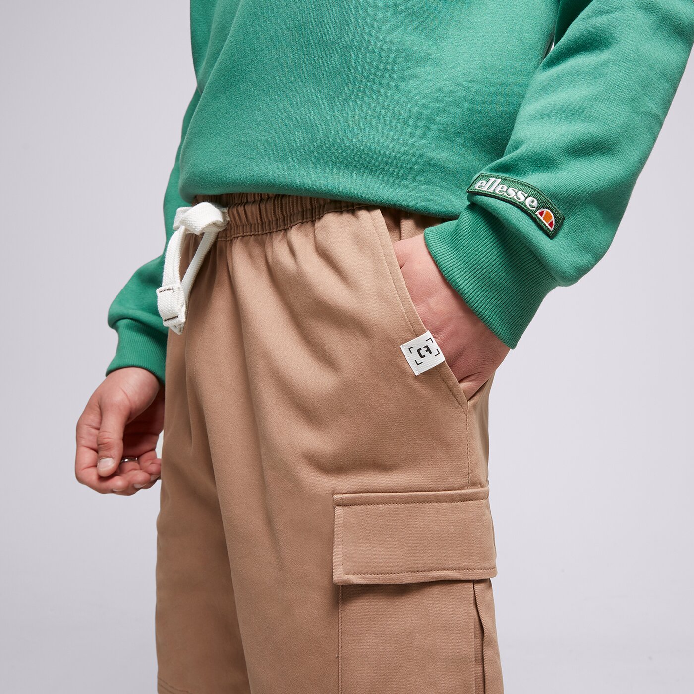 Мъжки къси панталони CONFRONT ШОРТИ CARGO BROWN cf123szm06002 цвят кафяв