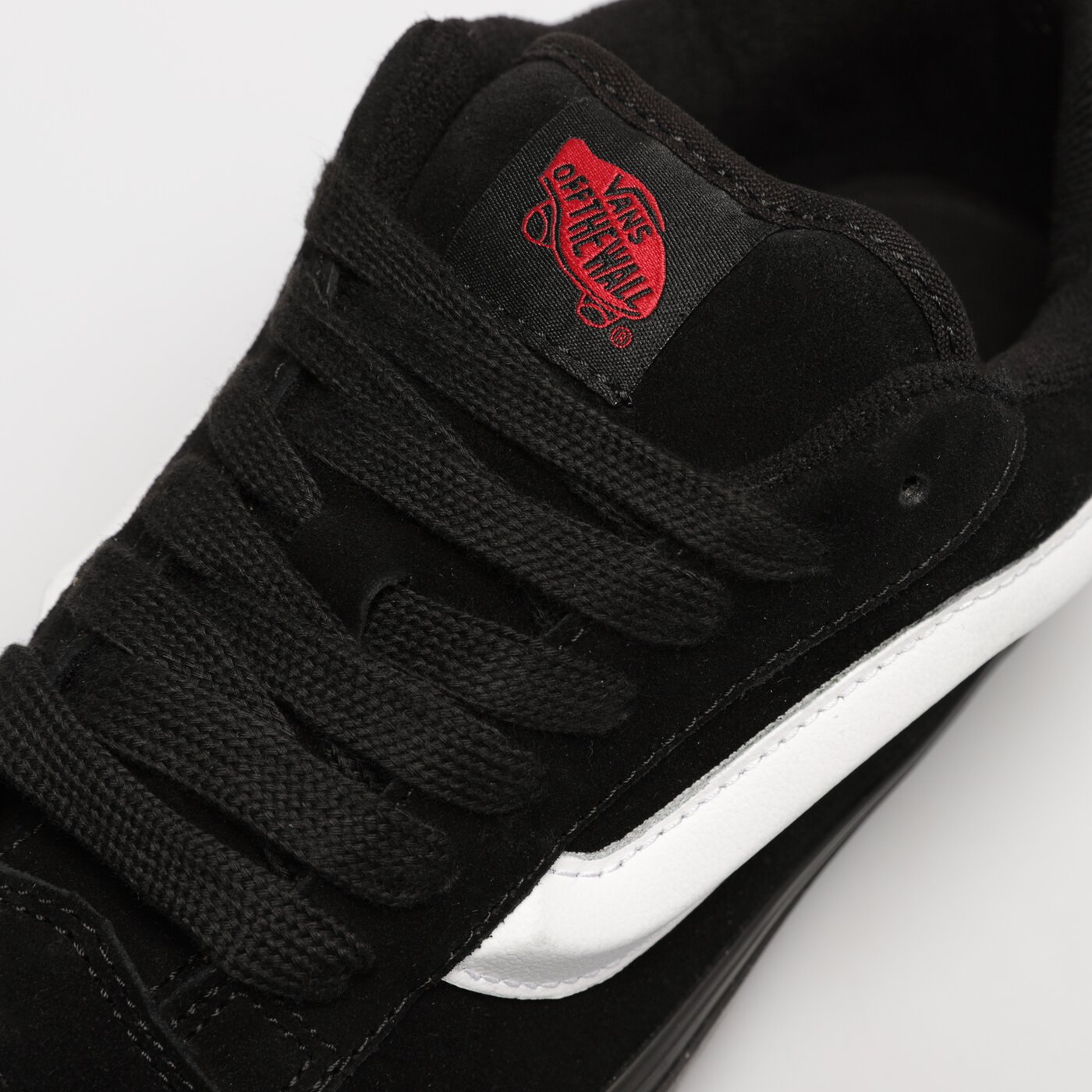 Мъжки маратонки VANS KNU SKOOL  vn0009qcbma1 цвят черен